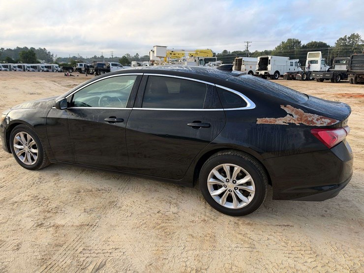 2020-chevrolet-malibu-lt-4-door-sedan-(167,146-miles)-image-2