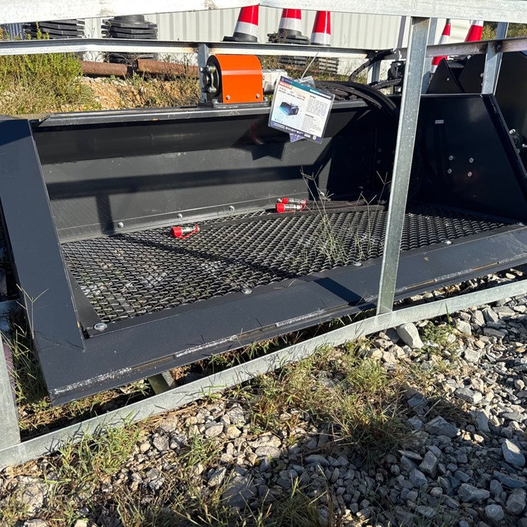 #59 • 72in skid steer screening bucket