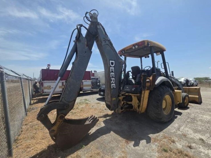 2015-deere-310sk-image-4