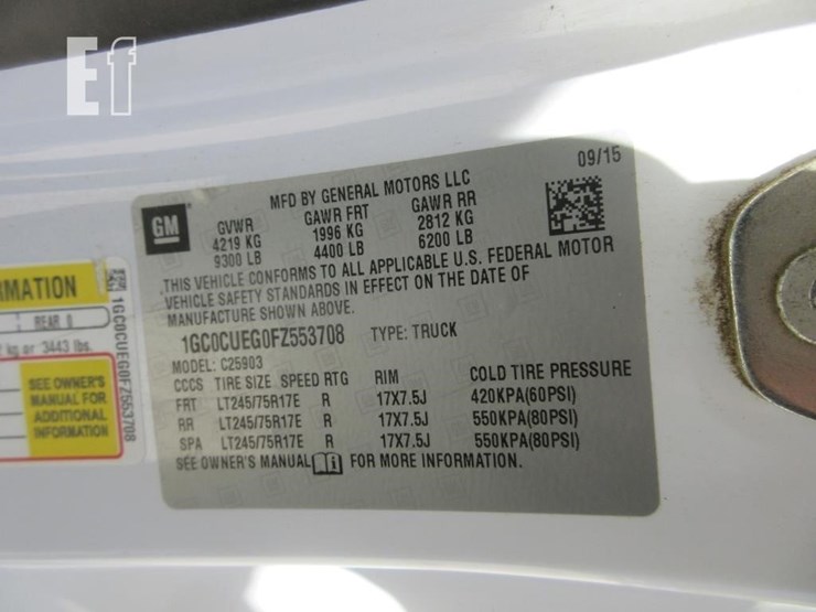 2015-chevrolet-2500hd-image-19