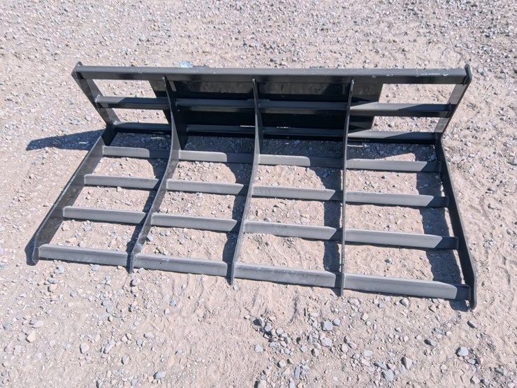 #3050-•-new-skid-steer-quick-attach-72-inch-land-plane-image-1