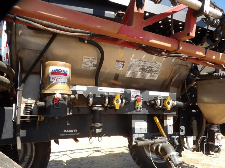 2017-case-ih-patriot-3340-image-6