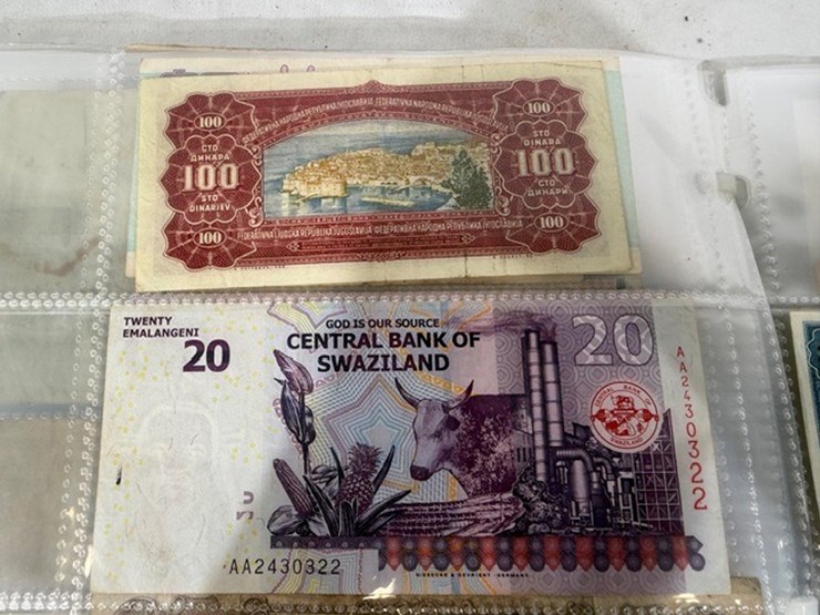 #40311-•-foreign-currency-bank-notes-image-126
