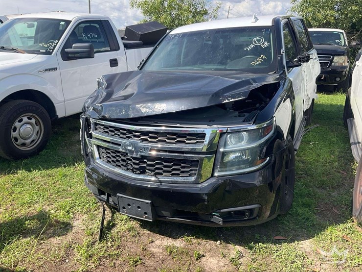 2018-chevrolet-tahoe-image-1