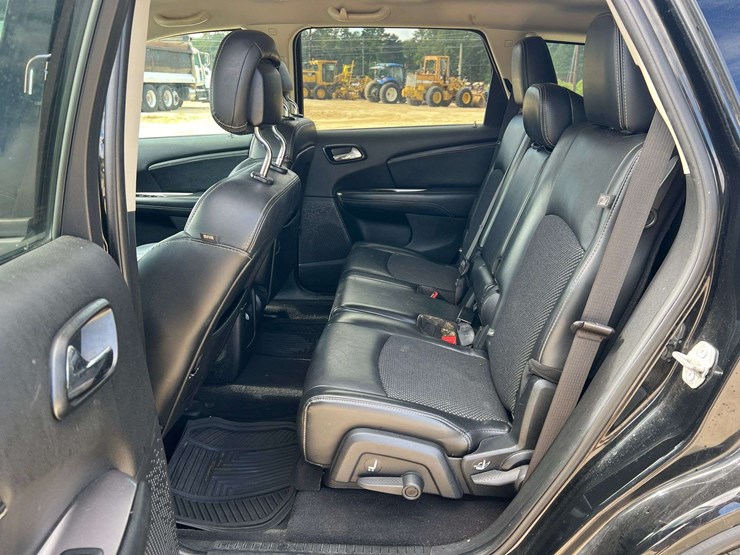 2018-dodge-journey-image-15