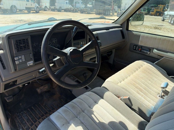 1994-chevrolet-k1500-image-11