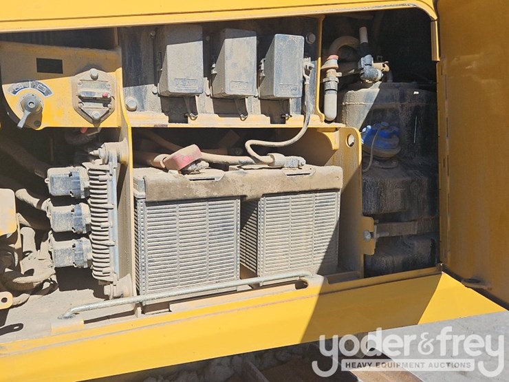 2018-deere-650k-image-14