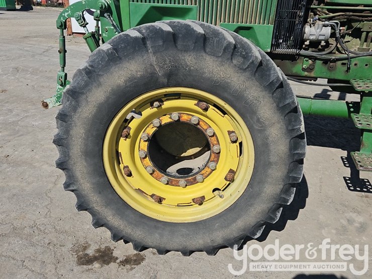 1991-john-deere-4555-image-10