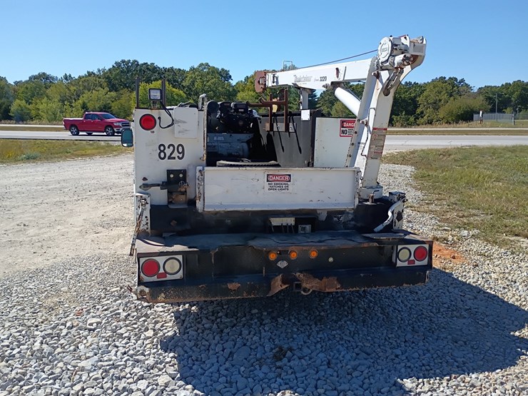 2003-ford-f550-image-6
