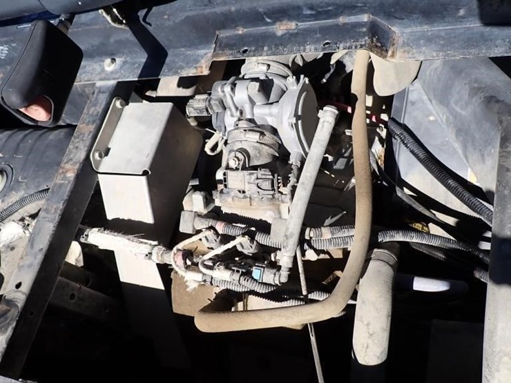 2011-polaris-ranger-xp-image-9