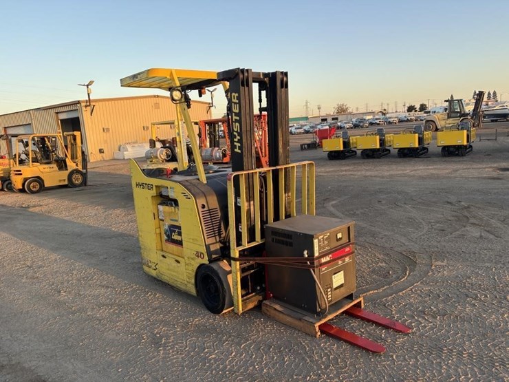hyster-e40hsd2-21-forklift-image-2