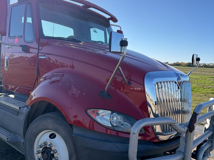 2012-international-prostar-image-12