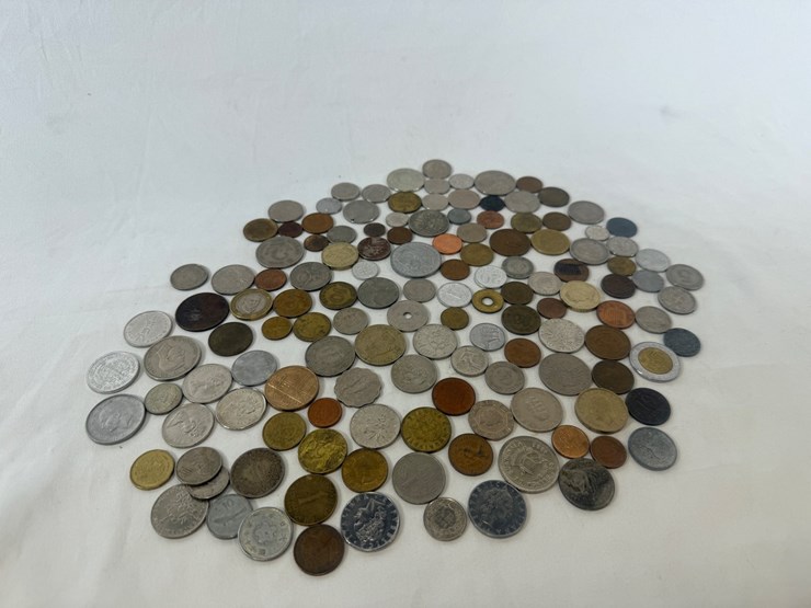 #40146-•-bag-of-foreign-coins-image-2
