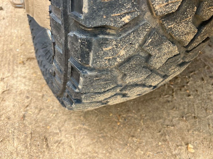 2022-ford-f350-image-44