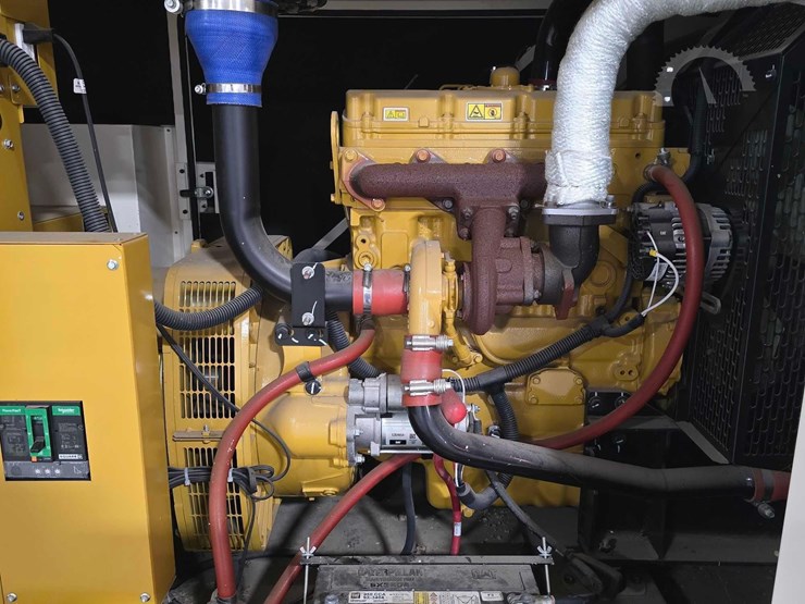 caterpillar-d100gc-image-11