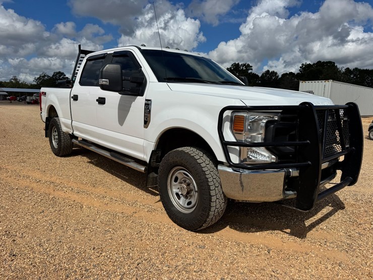 2020-ford-f250-xl-image-9