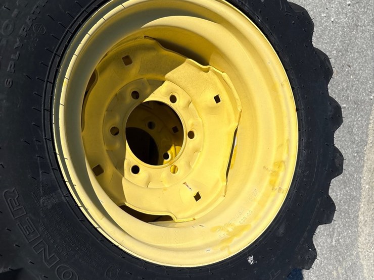 #1082-•-r4-tires-with-rims-image-5