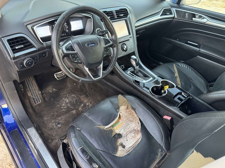 2015-ford-fusion-titanium-4dr-sedan---188,983-miles-image-11