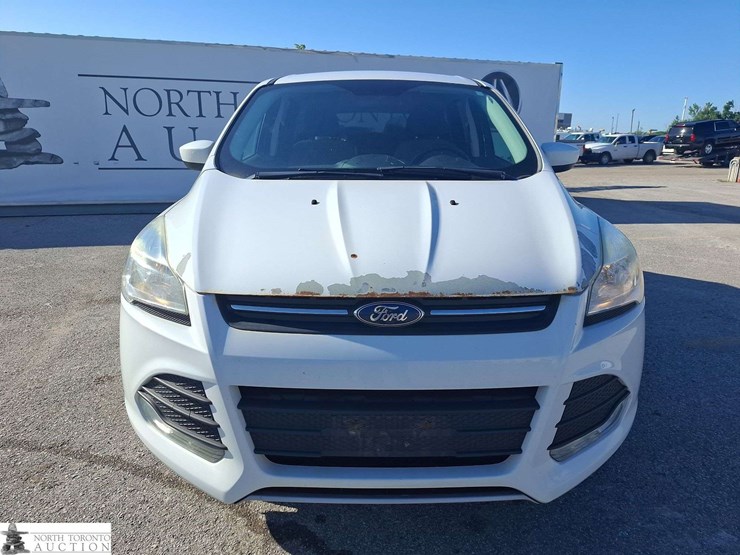 2016-ford-escape-image-2