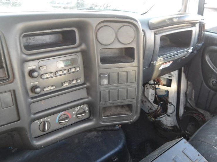 2006-chevrolet-c4500-utility-truck-image-26