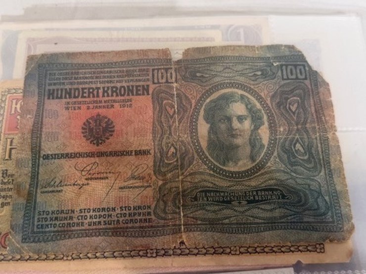 #40308-•-foreign-currency-bank-notes-image-44
