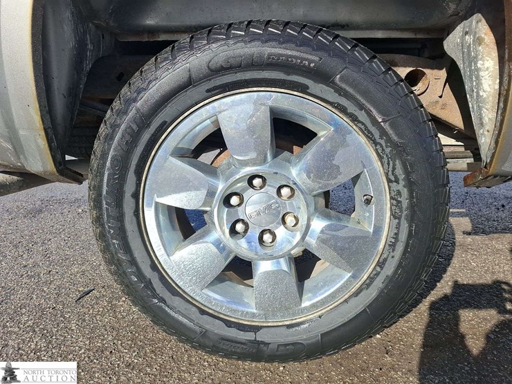 2009-gmc-sierra-1500-image-18
