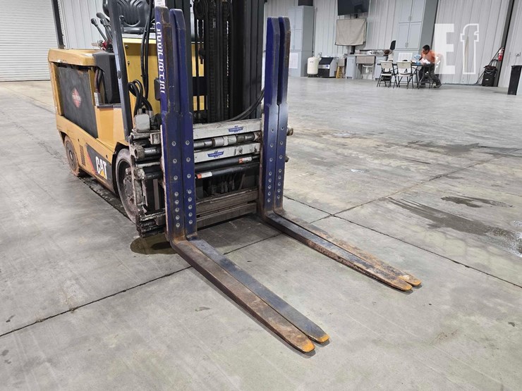 caterpillar-ec25en2-image-10