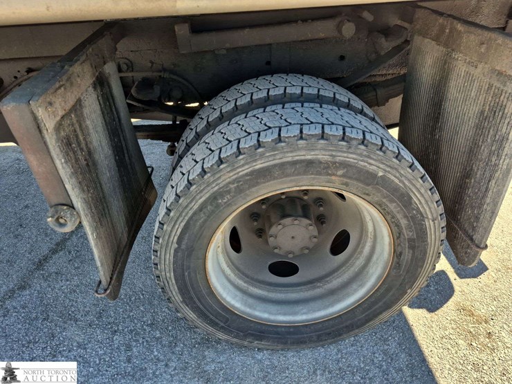2016-ford-f450-image-21