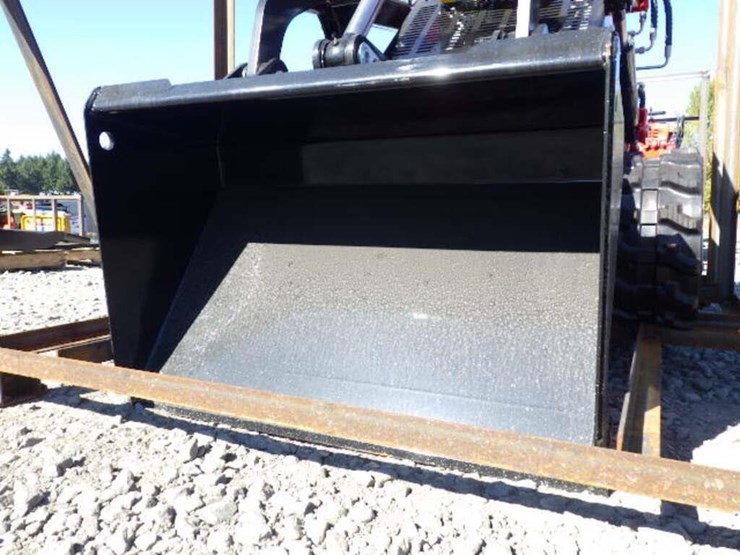 2026-agt-lrt23-skid-steer-loader-image-5