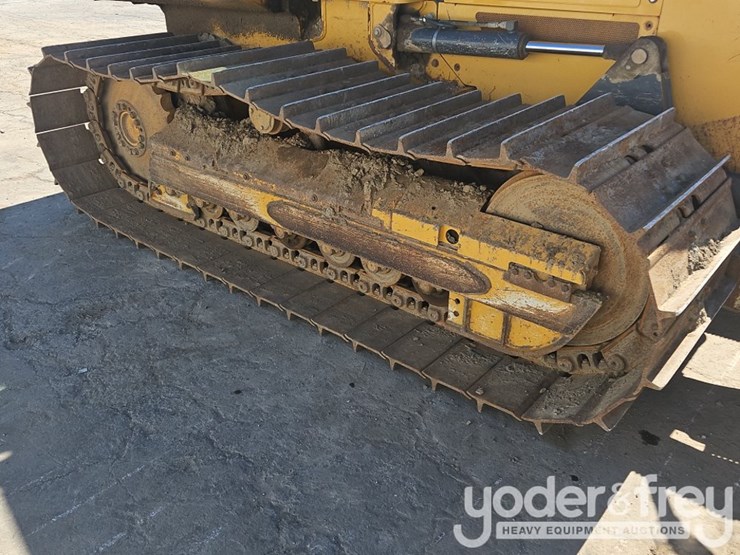 2018-deere-650k-image-21
