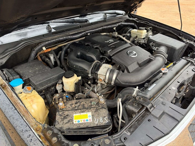2015-nissan-frontier-image-8