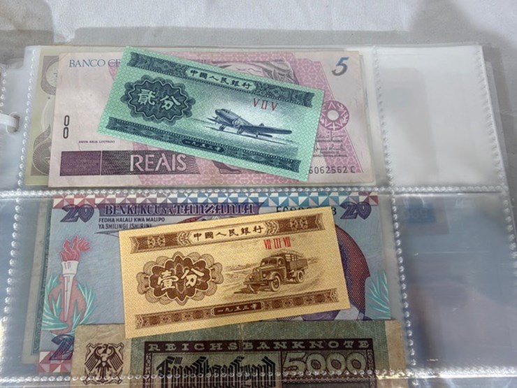 #40310-•-foreign-currency-bank-notes-image-47