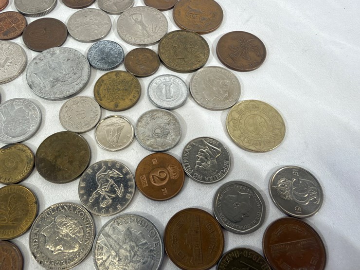 #40131-•-bag-of-misc-foreign-coins-image-11