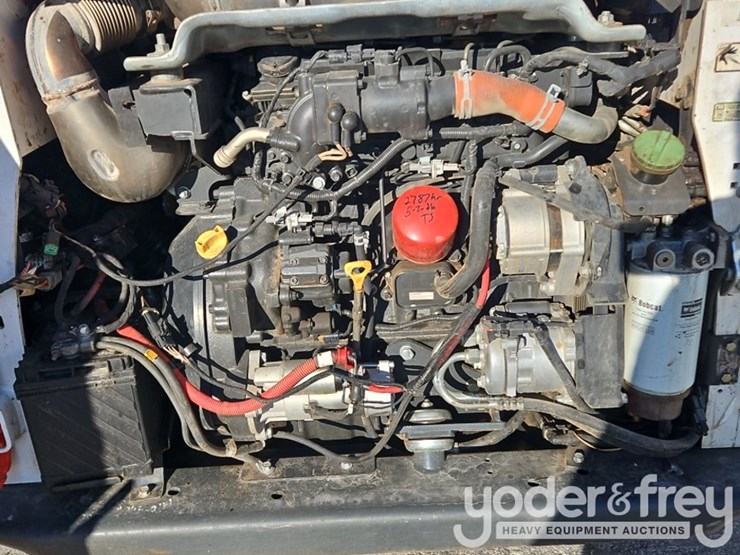 2022-bobcat-t870-image-11