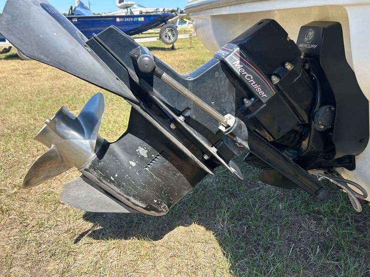 2006-maxum-1800mx-ski-boat-w/trailer-image-34