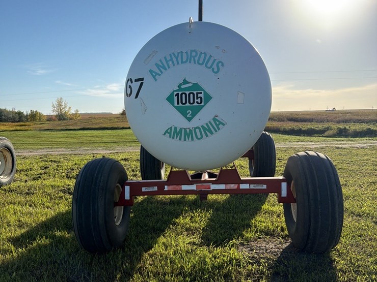 11-4-1450-gallon-nh3-tank,-16.5l---16.1-sl-tires-image-6
