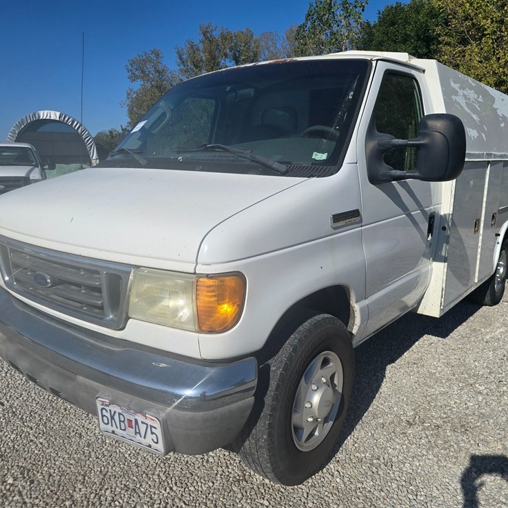 2007 FORD E350