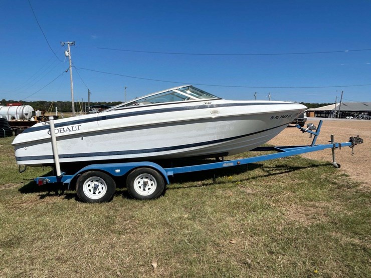 1998-cobalt-200-ski-boat-w/-trailer-(inop)-(no-motor)-image-4