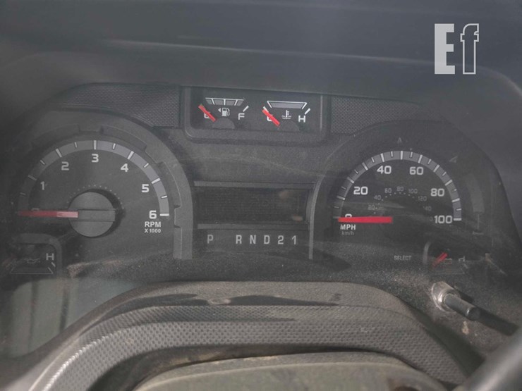 2013-ford-econoline-350-image-12