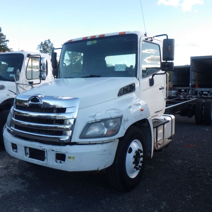 2019 HINO 338