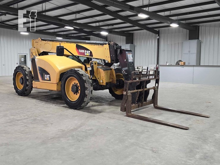 2018-caterpillar-tl642d-image-2