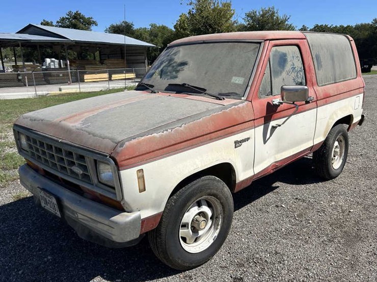 1987-ford-bronco-image-1