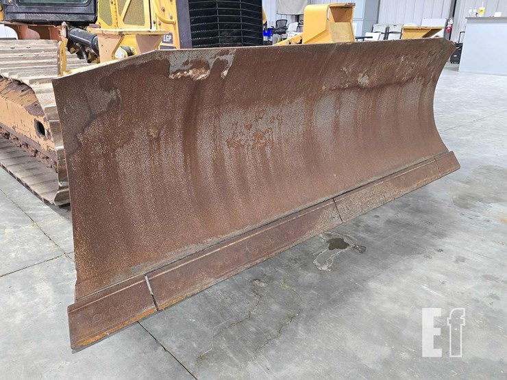 2021-caterpillar-d3-lgp-image-10