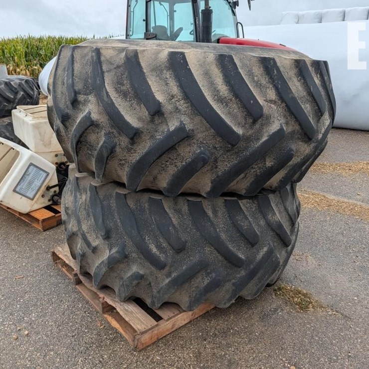 30.5-32 TIRES
