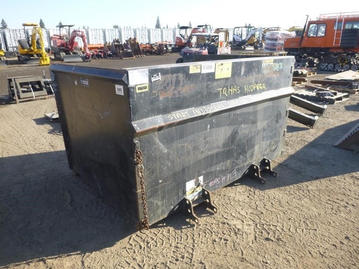 star-1430-reach-lift-trash-hopper-image-4