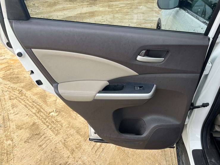 2014-honda-crv-image-14