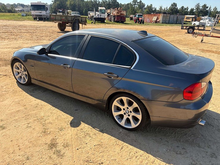 2007-bmw-335i-4-door-sedan-image-2