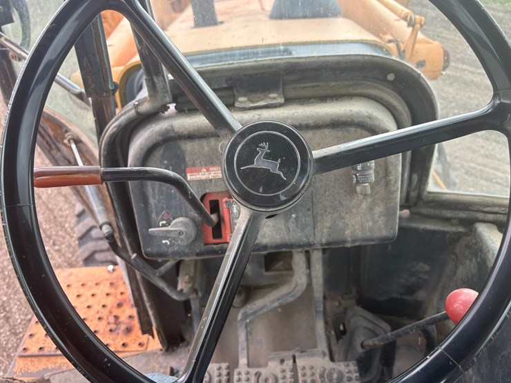 2013-john-deere-410-image-15