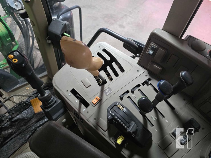 2018-john-deere-6130m-image-11