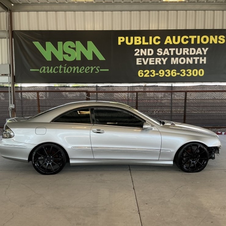 2004 Mercedes-Benz CLK320 SDN